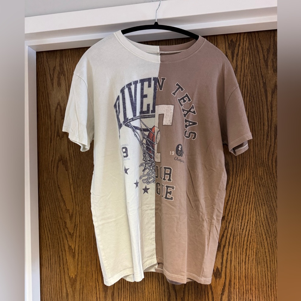 Hollister Texas Unisex Oversized Split Graphic Tee